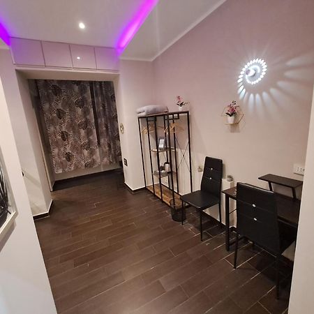 Aircraft Services Rooms Neapol Zewnętrze zdjęcie