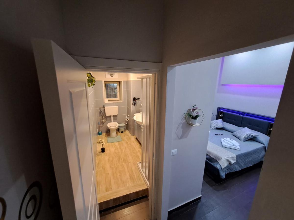 Aircraft Services Rooms Neapol Zewnętrze zdjęcie