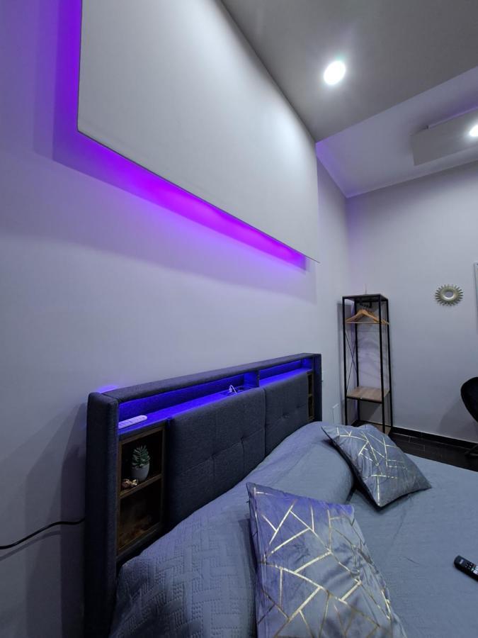 Aircraft Services Rooms Neapol Zewnętrze zdjęcie
