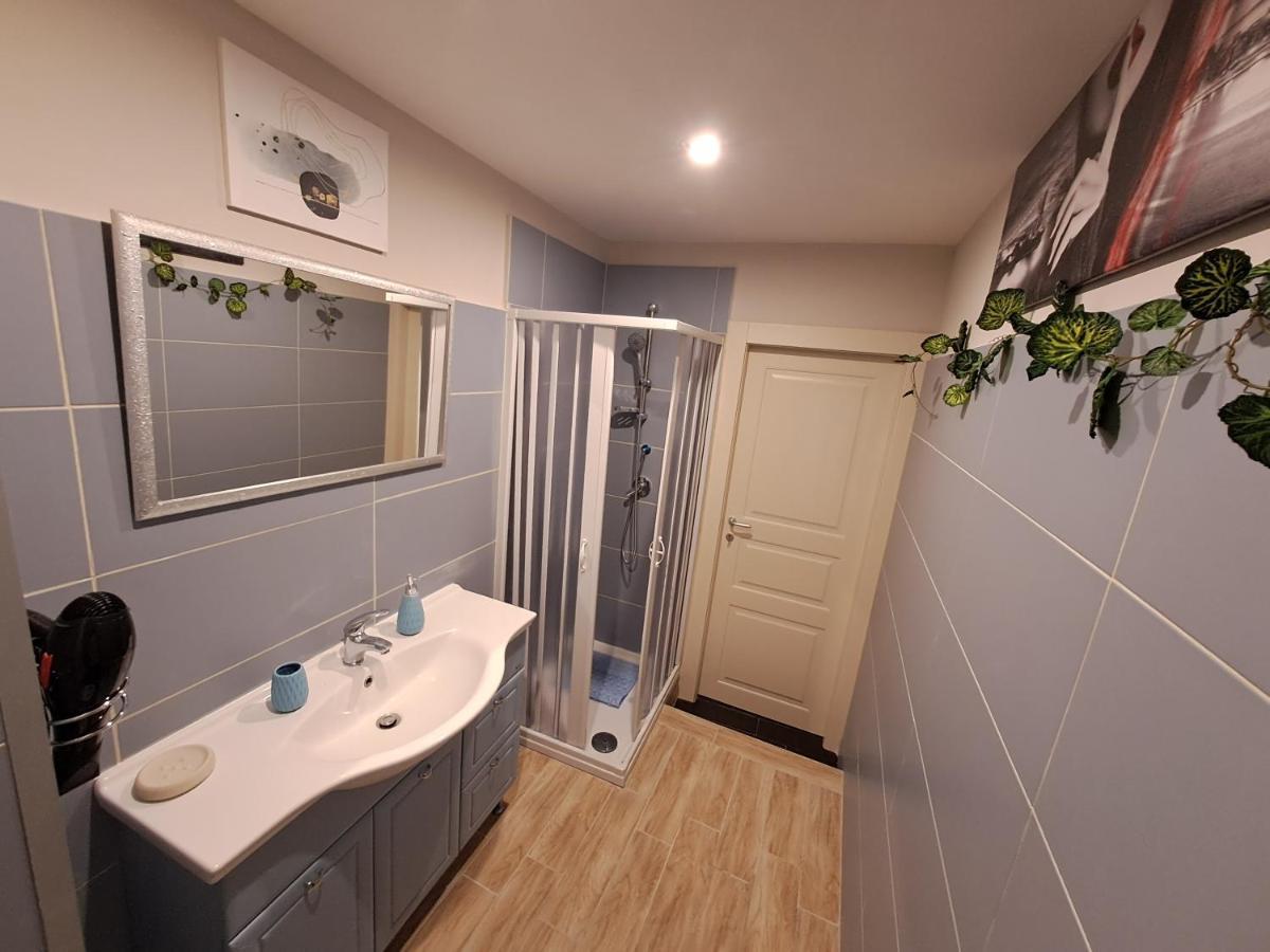 Aircraft Services Rooms Neapol Zewnętrze zdjęcie