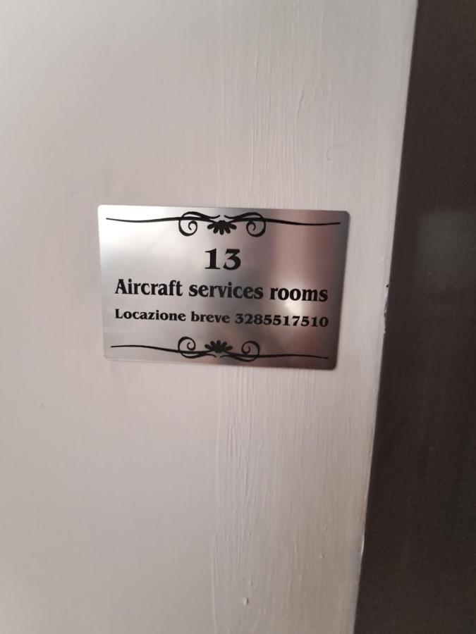 Aircraft Services Rooms Neapol Zewnętrze zdjęcie