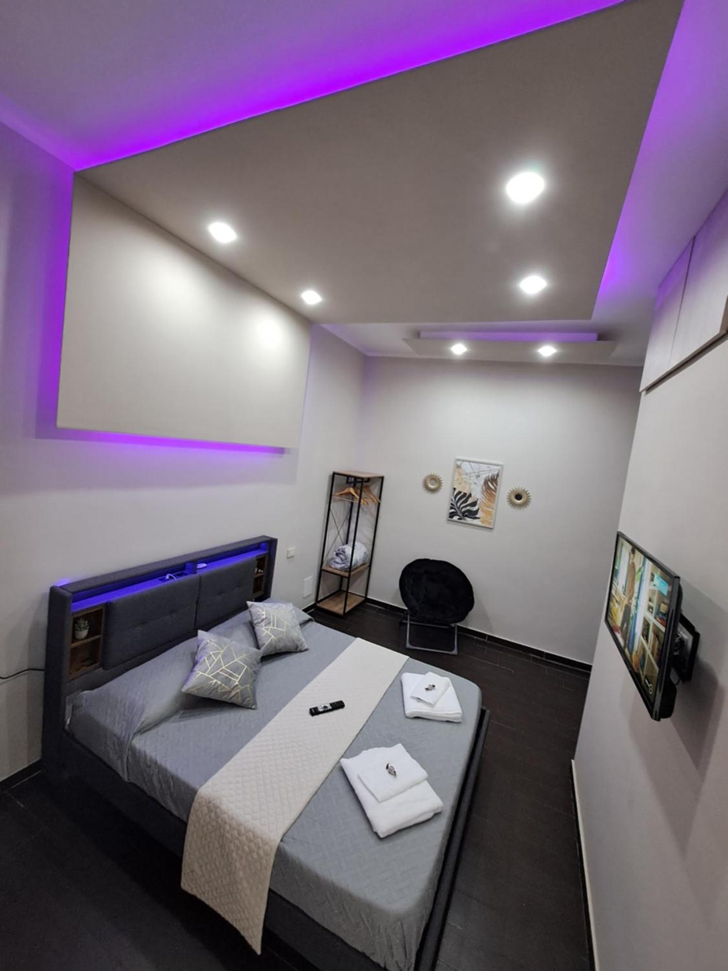 Aircraft Services Rooms Neapol Zewnętrze zdjęcie